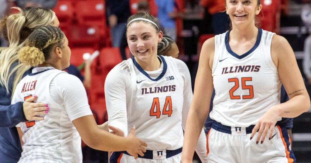 Illinois Women's Basketball Ascends To No. 19 In Ap Poll