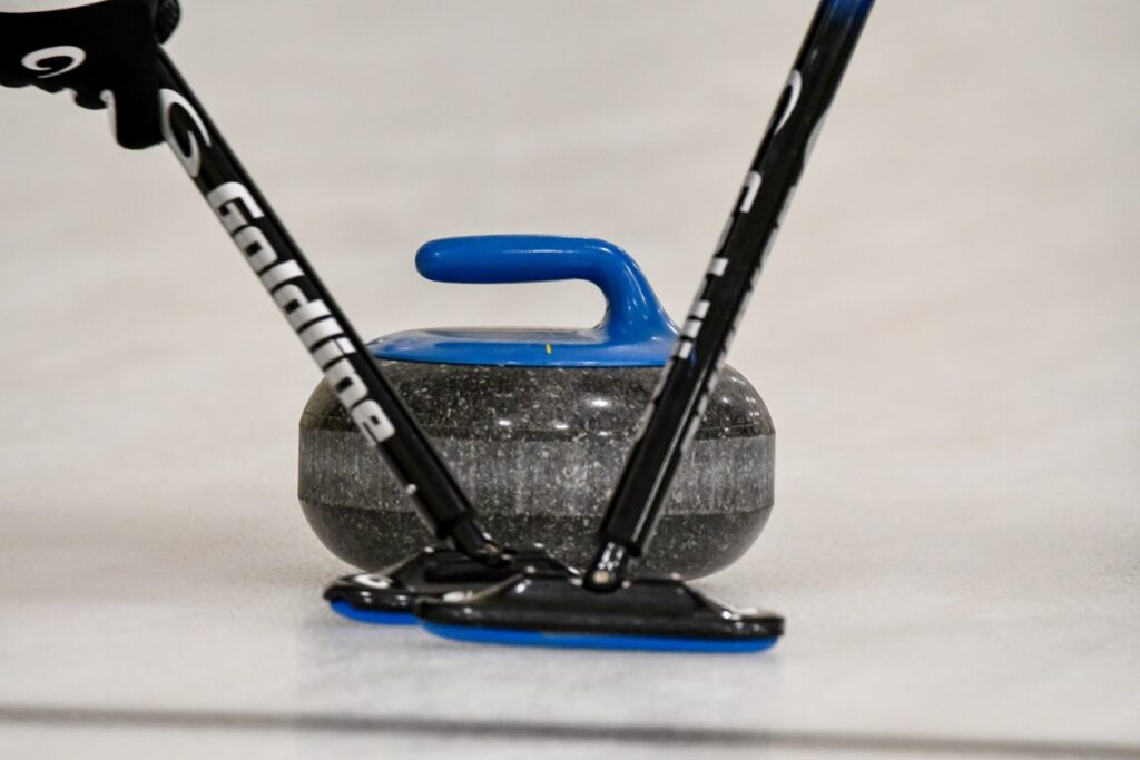 Curling Fundraiser Supports Barrie Women And Children's Shelter