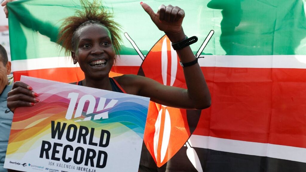 Agnes ngetich sets new standard in women's 10k with historic