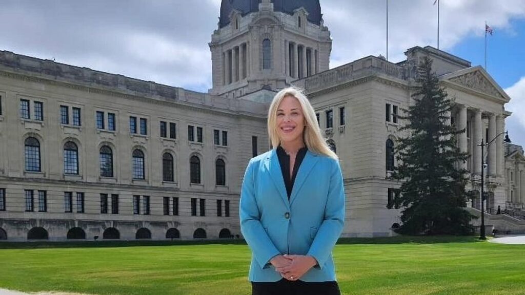 April hutchinson addresses packed audience on safeguarding women's sports