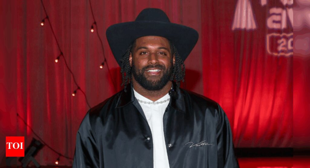 Cam jordan and trey murphy hit raising cane’s event with