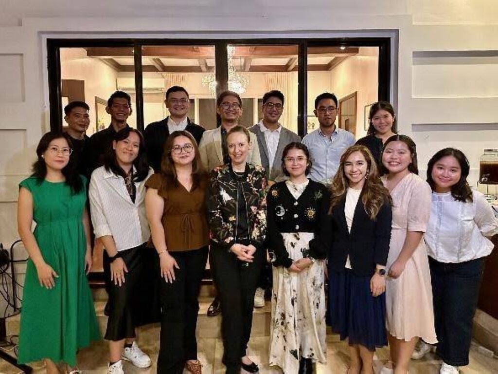 Eleven filipinos awarded swedish institute scholarships