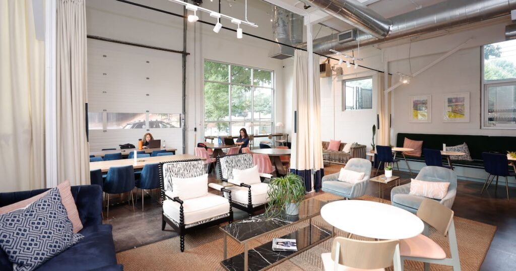 Lola needs your support: join us in building a stronger