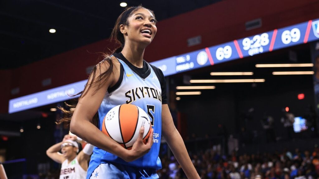 Angel reese breaks into top 10 fantasy wnba rankings