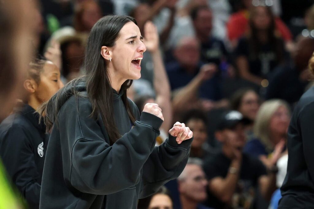 Caitlin clark rookie cards set to shatter women's sports card