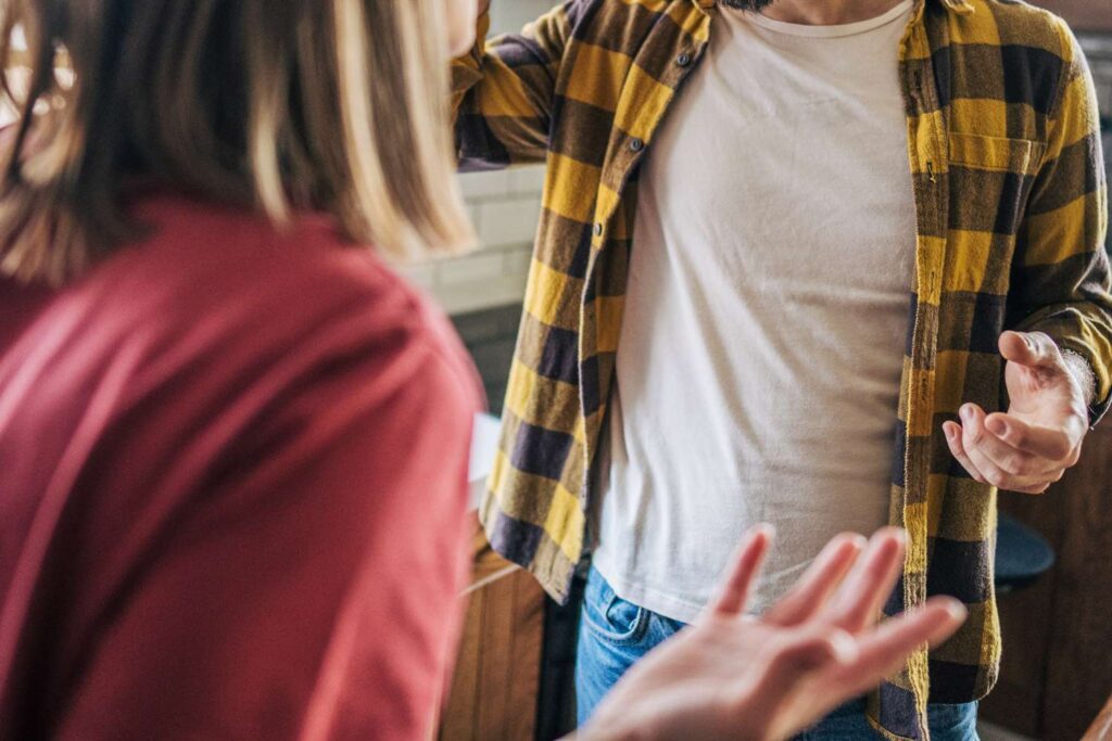 Sister's dilemma: family trip canceled after brother's mockery