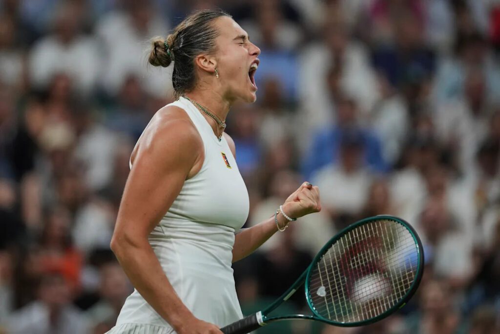 Wimbledon women's semifinals: live updates as sabalenka and Świątek chase