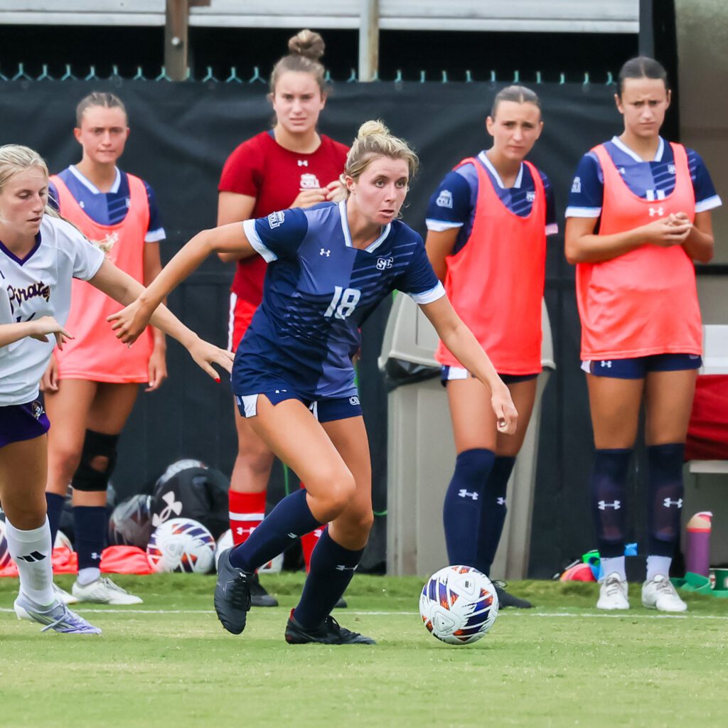 Ashley economopoulos nets first goal in odu women's soccer win