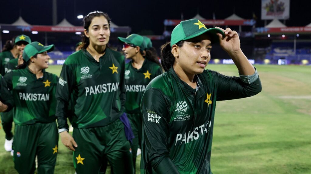 Eyman fatima joins pakistan's squad for women's world cup