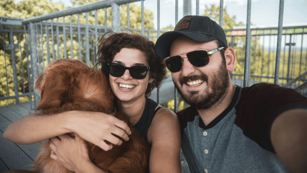 Traits that foster happier relationships despite partner's flaws