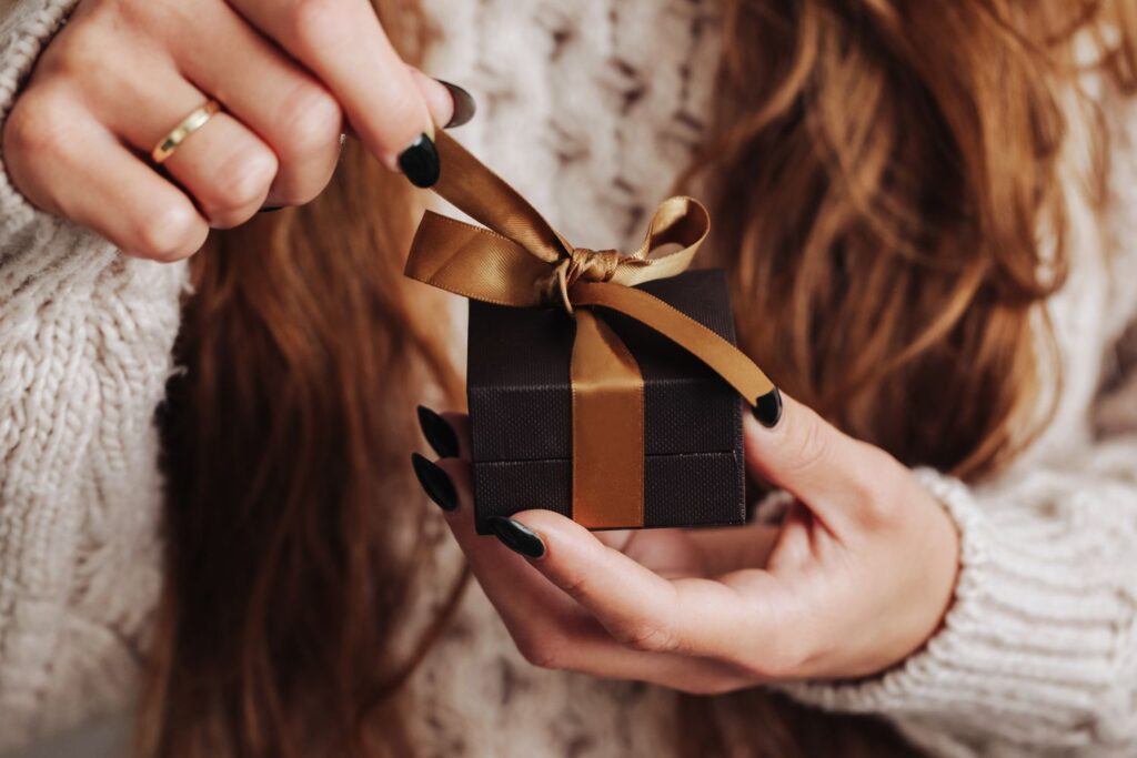 Woman asserts her right to keep ex's gift