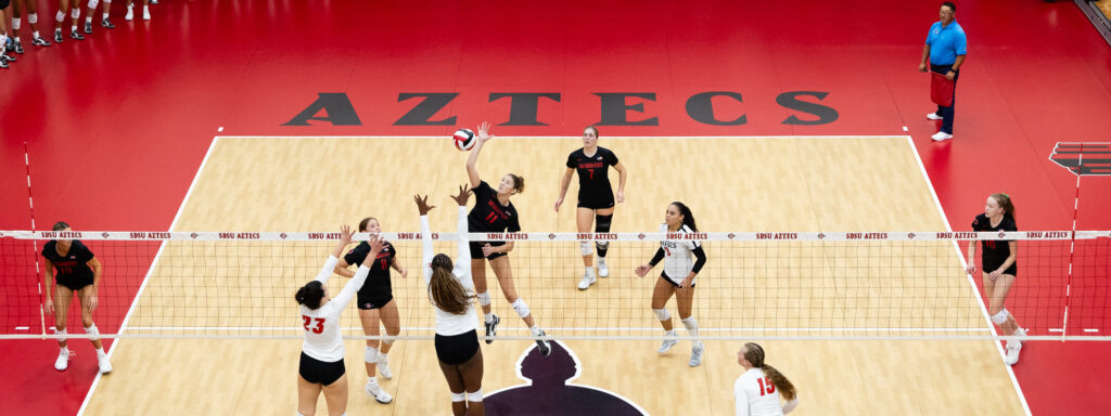 Aztecs clash with new mexico in women's volleyball showdown