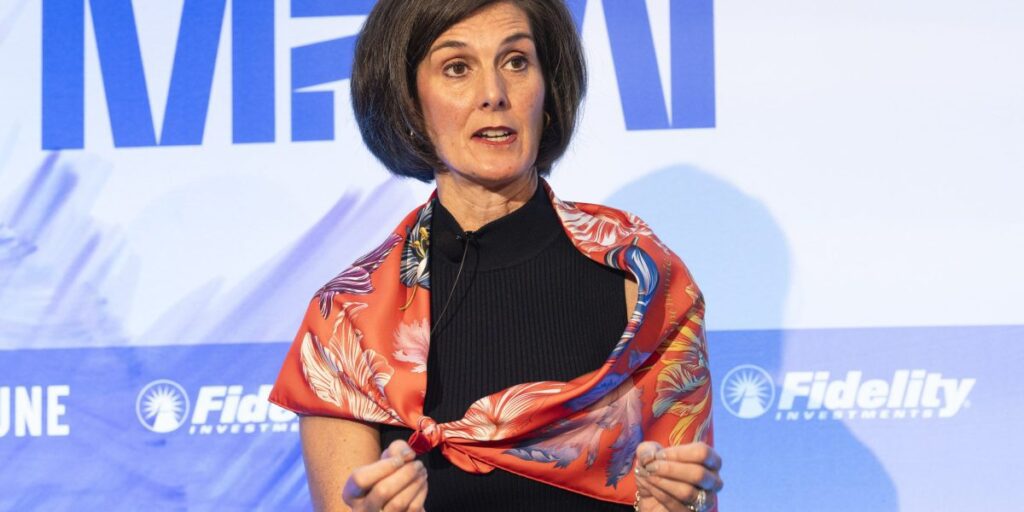 Bridging the confidence gap: empowering women in the $124 trillion