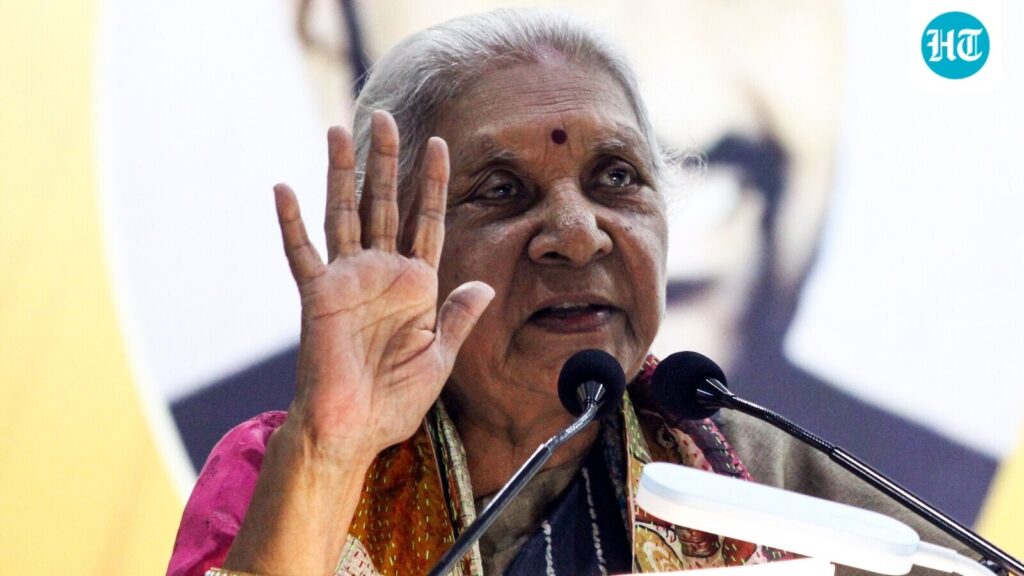 Governor anandiben patel's caution to women on live in relationships