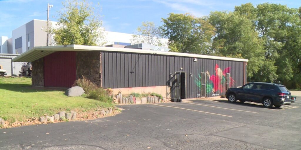 Madison welcomes its first women focused sports bar