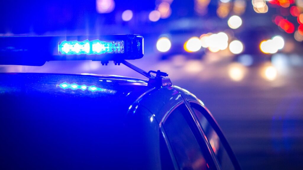 Police investigate shooting injuries of two women in louisville