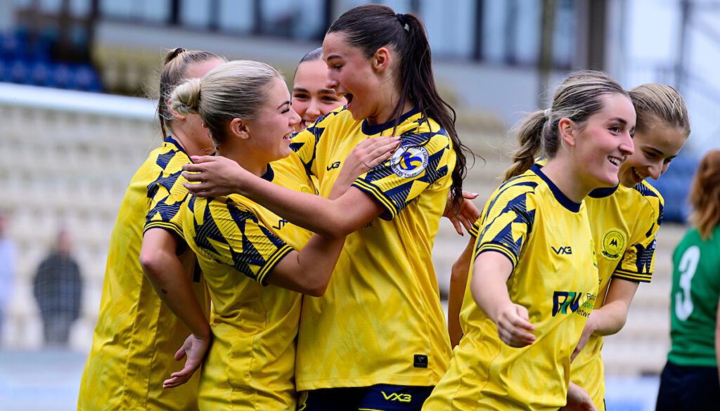 United women triumph over pucklechurch sports 3 2