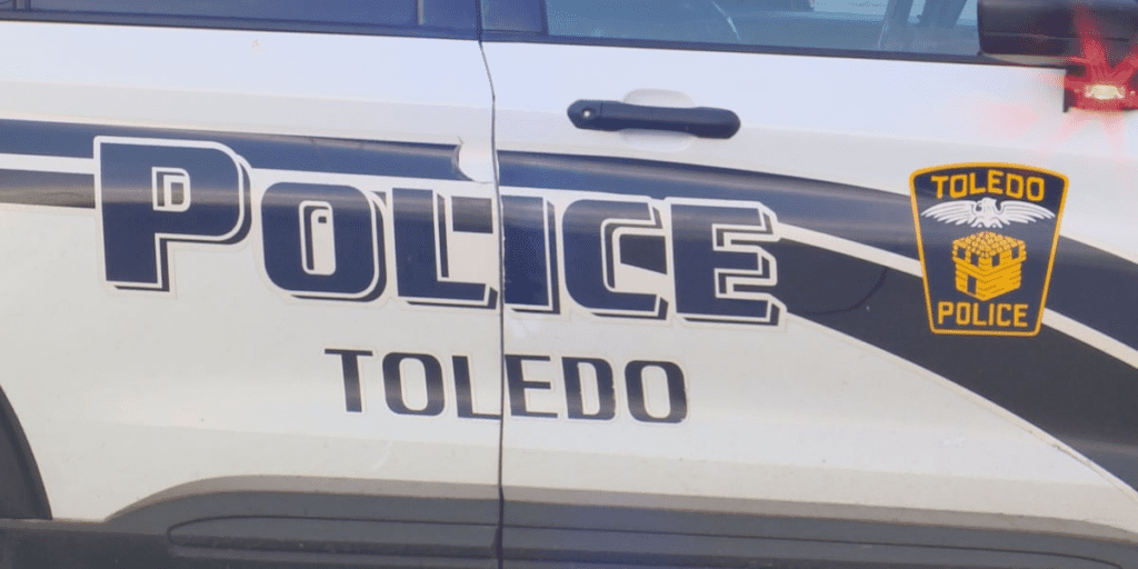 Armed Women Target Toledo Barnes & Noble in Bold Heist