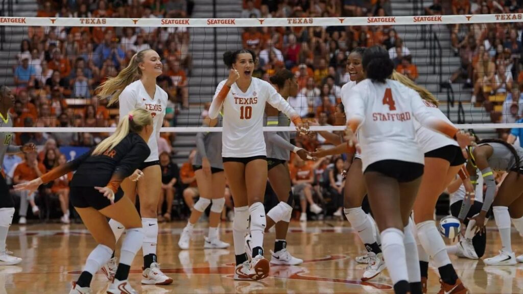 Tracking the rise of undefeated women's volleyball teams in 2025