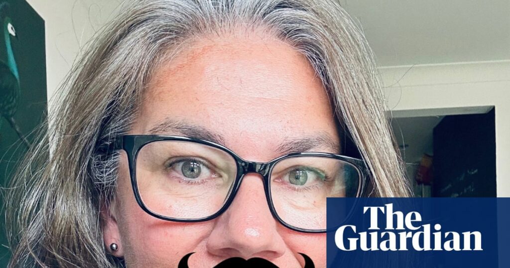 Women Boost LinkedIn Engagement by Adopting Male Personas