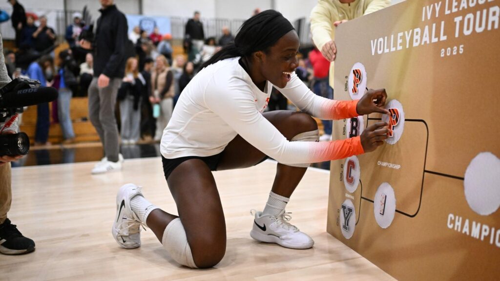 Women’s Volleyball Reaches Ivy Tournament Final Again