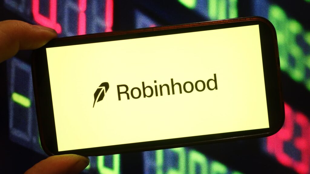 Robinhood unveils weekend hours, AI agents to allow users to