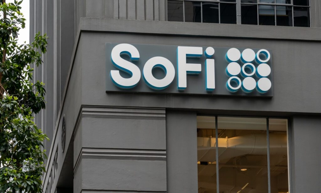 SoFi Bets $25 Billion on Putting Stablecoins Behind the Card…