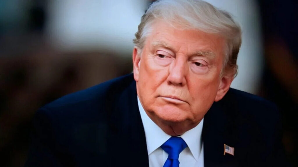 Trump Losing Midterms Could Be the 'Trigger' that Pops AI