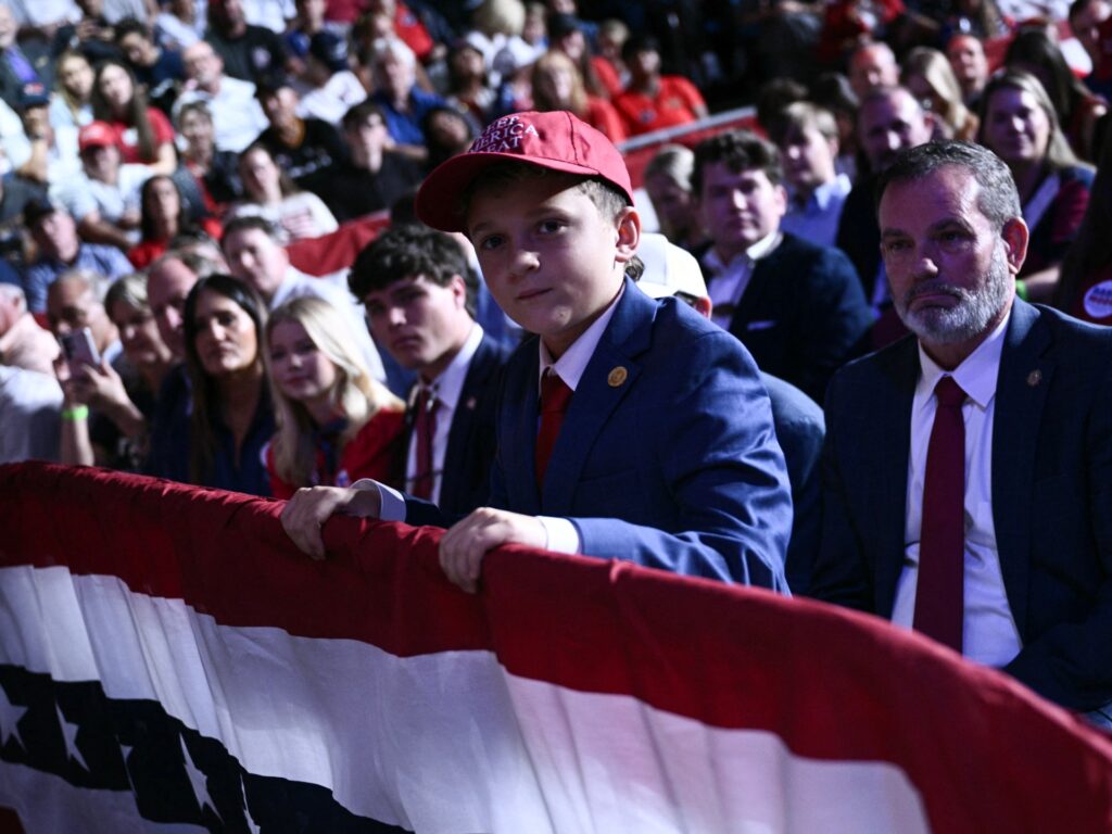 ‘Bordering on angry’: The state of play as US midterms